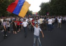 İrəvanın bütün yolları bloklandı – Canlı Yeniləndi