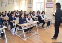 Bu il dərslər sentyabrın 17-də başlayacaq