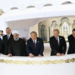 Dövlət başçıları Aktauda körpə nərə balıqlarının Xəzər dənizinə buraxılması mərasimində iştirak ediblər