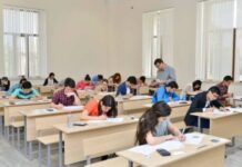 Bu gün 52 mindən çox şagird buraxılış imtahanı verib imtahan prosesi