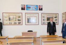 İlham Əliyev 2 nömrəli texniki-humanitar liseydə əsaslı təmirdən sonra yaradılan şəraitlə tanış olub
