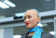 Robot Sofiya “ASAN xidmət” mərkəzində könüllü olub