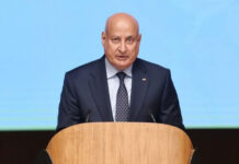 Hazırda müxtəlif xalqlar arasında və dünyada etimad böhranı mövcuddur