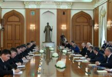 İlham Əliyevin və Prezident Qurbanqulu Berdiməhəmmədovun geniş tərkibdə görüşü olub