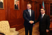 Baş nazir Novruz Məmmədov Slovakiya Respublikasının Baş naziri ilə görüşüb