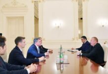 İlham Əliyev CISCO şirkətinin nümayəndə heyətini qəbul edib