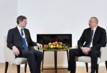 İlham Əliyev Davosda “Visa” şirkətinin prezidenti ilə görüşüb