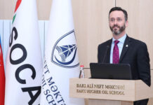 IADC-nin prezidenti Bakı Ali Neft Məktəbinin tələbələri ilə görüşüb