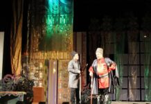 “Arşın mal alan” Özbəkistan Teatrının səhnəsində