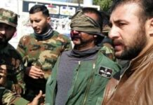 Pakistan əsir pilotu Hindistana təhvil verib