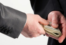 Ermənistanda məhkəmə hakimi rüşvətə görə tutulub