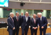 Brüsseldə Azərbaycan və Ermənistan XİN başçıları arasında qısa görüş olub