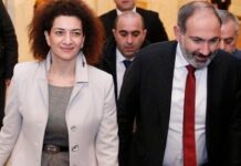 Anna Akopyan oğlunun Qarabağdan köçürüldüyünü təsdiqləyib