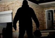 Bakıda orta məktəbdən oğurluq olub