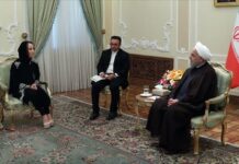 Ruhani ABŞ-ı regiondakı problemlərin mənbəyi adlandırıb