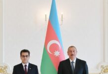 Prezident İlham Əliyev üç ölkənin yeni səfirlərinin etimadnaməsini qəbul edib