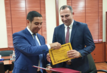 Nazirlik bilyard üzrə yüksək nəticə göstərən əməkdaşını Fəxri fərmanla təltif edib Seymur Məmmədov