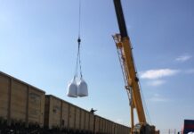 Azərbaycanda istehsal olunan karbamidin ilk ixrac partiyasının dəmir yolu ilə daşınmasına başlanıldı