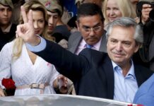 Argentina prezidenti seçkilərdə müxalifətin qalib gəldiyini etiraf edib