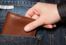 Bakı metrosunda cibgirlik edən şəxs saxlanılıb