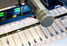 Azərbaycanda yeni radionun açılması üzrə müsabiqəyə daha iki şirkət sənəd verib