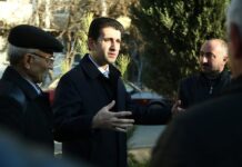 Seçicilər Naqif Həmzəyevi yenidən millət vəkili görmək istəyirlər Naqif Həmzəyev