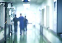 TƏBİB Sumqayıtda xəstəxananın həyətində aşkarlanan döl barədə açıqlama yayıb xəstəxana