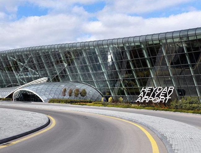 Heydər Əliyev Beynəlxalq Aeroportu