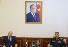 Müdafiə naziri ATƏT-in fəaliyyətdə olan sədrinin şəxsi nümayəndəsi ilə görüşüb Azərbaycan Respublikasının Müdafiə naziri general-polkovnik Zakir Həsənov və ATƏT-in fəaliyyətdə olan sədrinin şəxsi nümayəndəsi Anjey Kaspşik