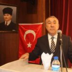 Türkiyə Azərbaycan Dostluq Dərnəkləri Federasiyasının sədr müavini və İğdır Azərbaycan Evi Dərnəyinin rəhbəri Sərdar Ünsal