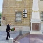 Prezident İlham Əliyev Azərbaycan Xalq Cümhuriyyətinin şərəfinə ucaldılmış abidəni ziyarət edib
