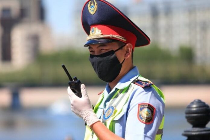 Qazaxıstan polisi