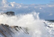 Bakıda və bölgələrdə yağış yağır, dənizdə dalğanın hündürlüyü 4,2 metrə çatıb dalğa