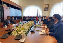 Ombudsman Pakistan Azərbaycandakı səfirliyinin nümayəndələrini qəbul etdi Azərbaycan Respublikasının İnsan Hüquqları üzrə Müvəkkili (Ombudsman) Səbinə Əliyeva Pakistan İslam Respublikasının Azərbaycandakı müvəqqəti işlər vəkili Navid Anjum və hərbi attaşe Usman Aslamı qəbul edib