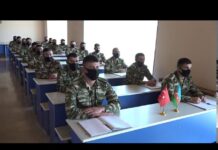 Naxçıvanda keçirilən təlimlərdə iki qardaş ölkənin bölmə komandirləri arasında təcrübə mübadiləsi aparılır