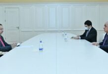 Baş Nazir Əli Əsədov Pakistanın Azərbaycandakı səfiri ilə görüşüb Azərbaycan Respublikasının Baş Naziri Əli Əsədov və Pakistan İslam Respublikasının Azərbaycandakı fövqəladə və səlahiyyətli səfiri Bilal Haye