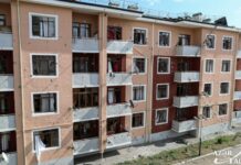 Düşmənin atəşi nəticəsində Tərtərdə məcburi köçkünlər üçün salınan yaşayış kompleksinə böyük ziyan dəyib Tərtərdə məcburi köçkünlər üçün salınan yaşayış kompleksi