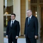 Ukrayna Prezidenti Vladimir Zelenski və Türkiyə Prezidenti Rəcəb Tayyib Ərdoğan