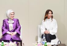 Azərbaycan Respublikasının birinci xanımı Mehriban Əliyeva və Türkiyə Respublikasının birinci xanımı Əminə Ərdoğan