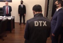 XİN-in həbsdə olan iki vəzifəli şəxsi ev dustaqlığına buraxıldı Fərhad Molla-zadə