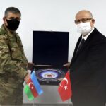 Azərbaycan Respublikasının Müdafiə naziri general-polkovnik Zakir Həsənov Türkiyə-Rusiya Birgə Monitorinq Mərkəzinin açılış mərasimində iştirak etmək üçün ölkəmizdə səfərdə olan Türkiyə Respublikası Milli Müdafiə nazirinin müavini Yunus Emre Karaosmanoğlu ilə görüş