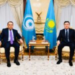 Türk Şurasının baş katibi Bağdad Amreyev və Qazaxıstanın Baş naziri Askar Mamin