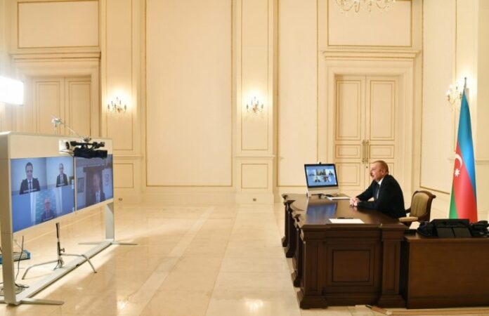 Prezident İlham Əliyev "Signify" şirkətinin baş icraçı direktorunu və şirkətin rəhbərliyinin digər nümayəndələrini videoformatda qəbul edib