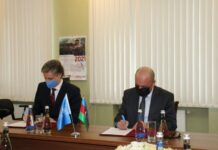 BMT minatəmizləməyə görə Azərbaycana 1 milyon dollar ayırdı Azərbaycan Respublikasının Minatəmizləmə Agentliyinin (ANAMA) İdarə Heyətinin sədri Vüqar Süleymanov və Birləşmiş Millətlər Təşkilatının İnkişaf Proqramının (BMTİP) Rezident nümayəndəsi Alessandro Frakassetti