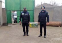 Goranboyda polis əməkdaşları şəhid ailələrinə bayram sovqatı paylayıblar Goranboyda polis əməkdaşları şəhid ailələrinə bayram sovqatı paylayıblar