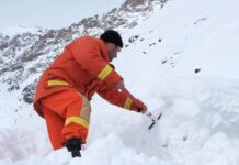 Rusiyada qar uçqunu, ölən və yaralılar var qar uçqunu