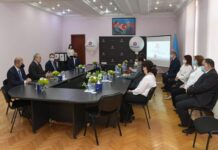 Nazir Rəşad Nəbiyev “AzEuroTel” MMC-nin əməkdaşlarını mükafatlandırıb Nazir Rəşad Nəbiyev “AzEuroTel” MMC-nin əməkdaşlarını mükafatlandırıb