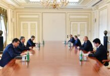 Prezident İlham Əliyev Qazaxıstanın Baş nazirinin müavinini qəbul edib Prezident İlham Əliyev Qazaxıstanın Baş nazirinin müavinini qəbul edib