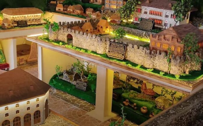 Şəkinin kiçik modeli hazırlanıb