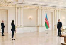 Prezident İlham Əliyev: Qoşulmama Hərəkatının sədri kimi biz beynəlxalq münasibətlər sistemində mühüm rol oynayırıq Prezident İlham Əliyev BMT-nin ölkəmizdə yeni təyin olunmuş rezident əlaqələndiricisi xanım Vladanka Andreyevanı qəbul edərkən